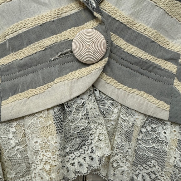 Robert Rodriguez Slate Gray/Cream Lace Brocade Crop Ruffle Jacket Blazer Size 4 - Picture 4 of 10